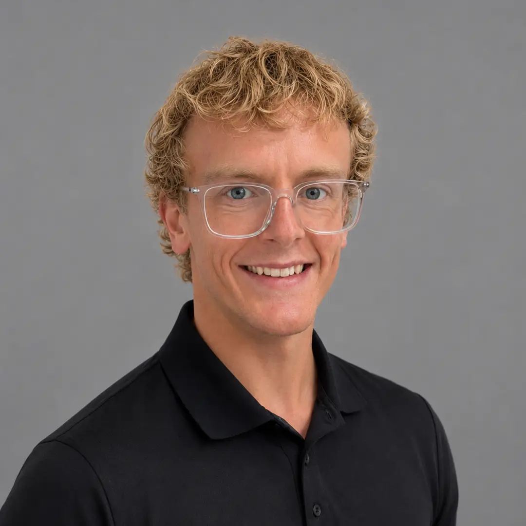 Elliot Davis